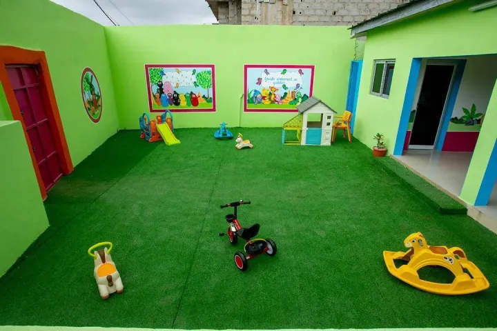 La cour de jeux
